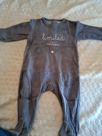 Pyjamas 1 pièce