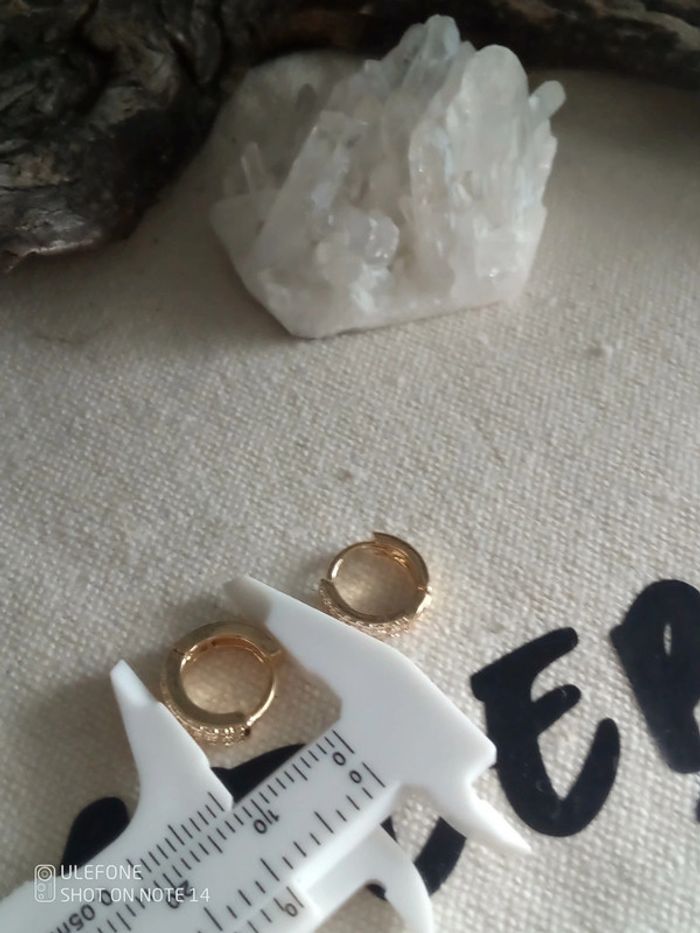 Petites créoles zirconées - photo numéro 3