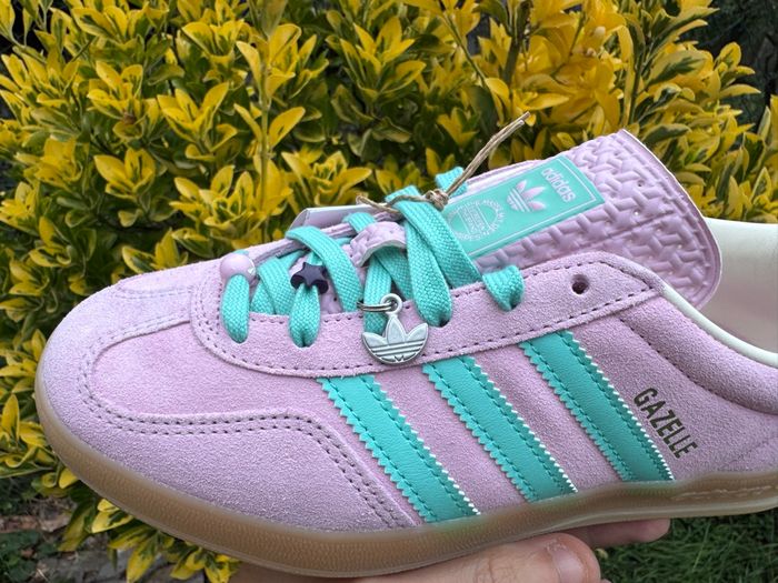 Original Adidas Gazelle 38.5 neuf - photo numéro 3