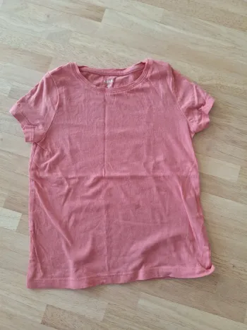 Tee-shirt rose T 4 ans