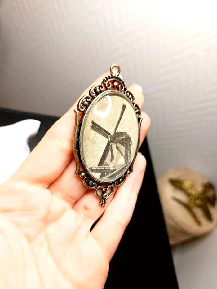 Magnifique pendentif avec cabochon image moulin à vent - photo numéro 3