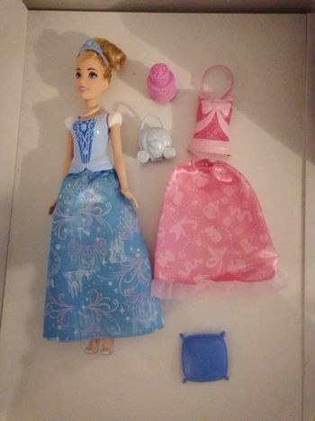 Barbie princesse cendrillon avec accessoires 