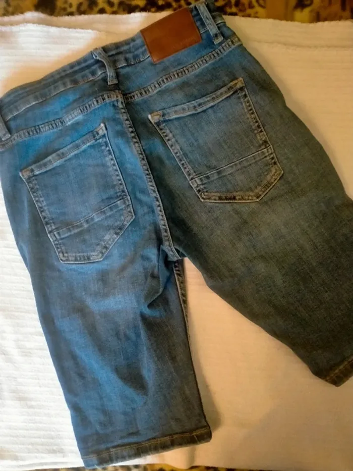 Bermuda en jean homme C&A Taille 28/S - photo numéro 4