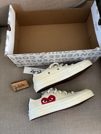 Converse basses blanches x Comme des Garçons PLAY – neuves avec boîte – taille 35
