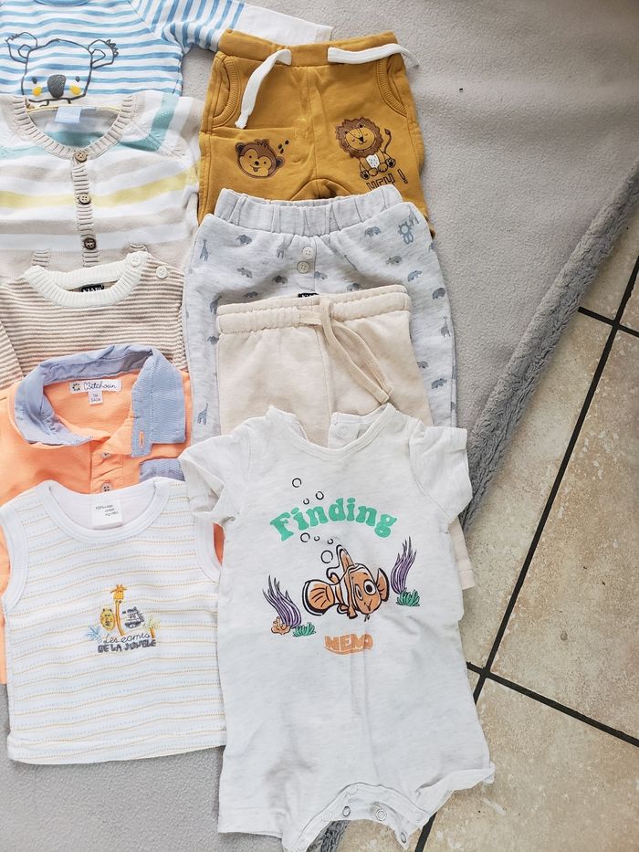 Lot vêtements 1mois - photo numéro 6