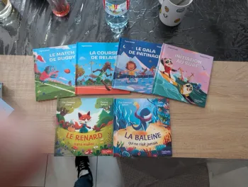 6 livres des collections du mc Donald's en parfait etat
