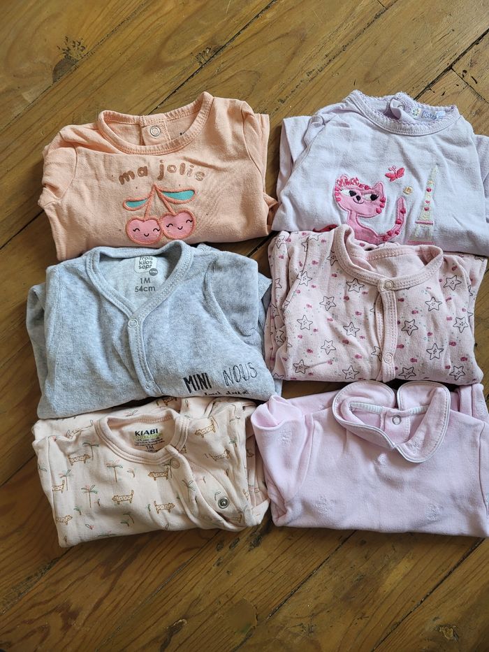 Vêtements fille 1 mois - photo numéro 4