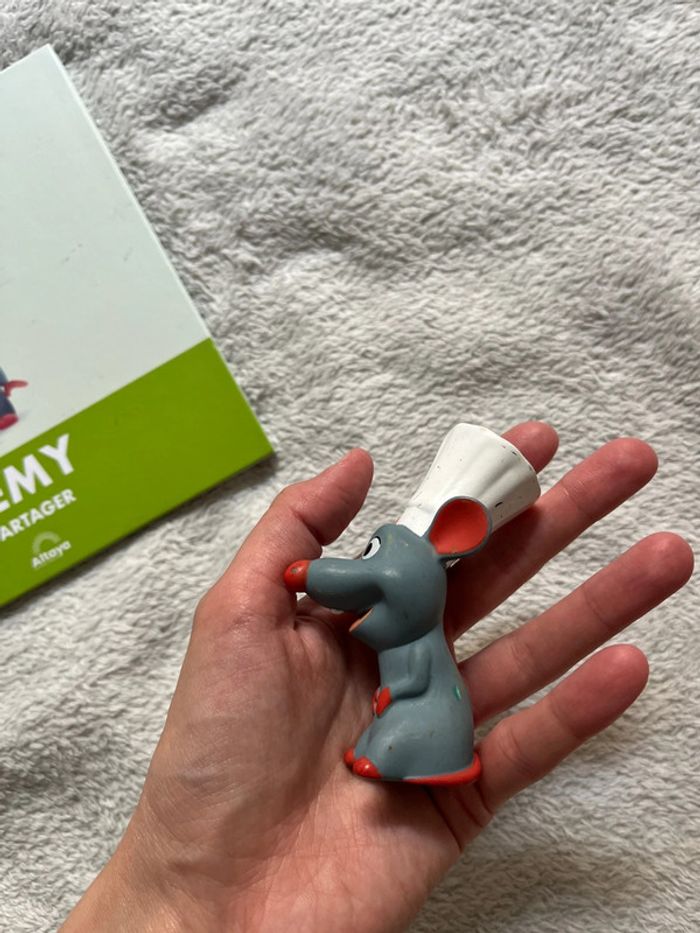 Mes premiers amis Disney livre et sa figurine - photo numéro 3