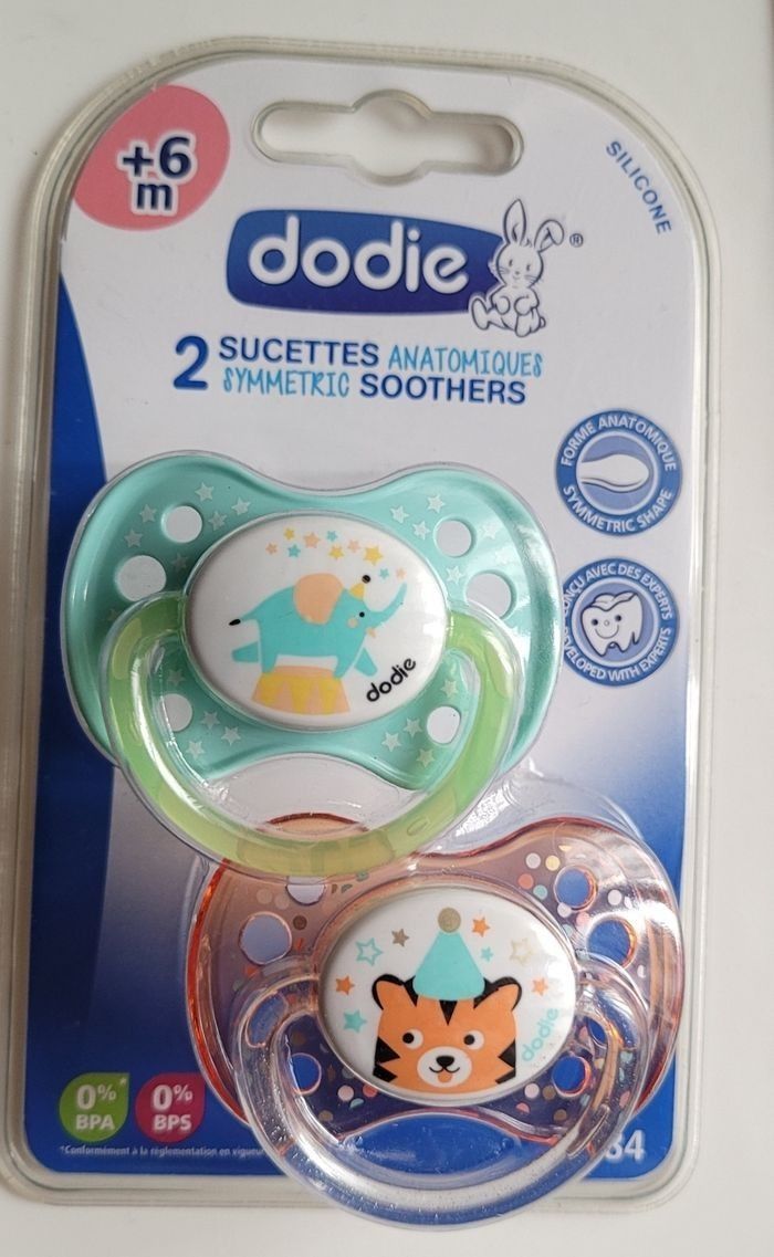 Lot de sucettes ergonomiques - photo numéro 2