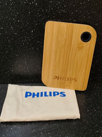 Objets publicitaires Philips planche a découper et tablier neufs