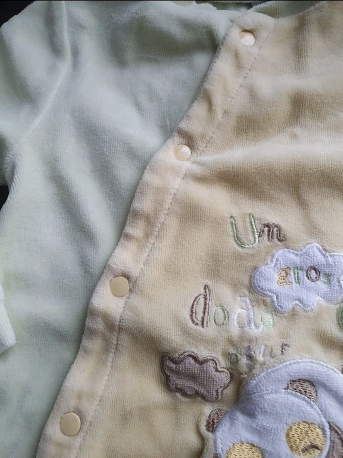 Pyjama en velours mixte jaune et vert pastel 2 ans - photo numéro 3