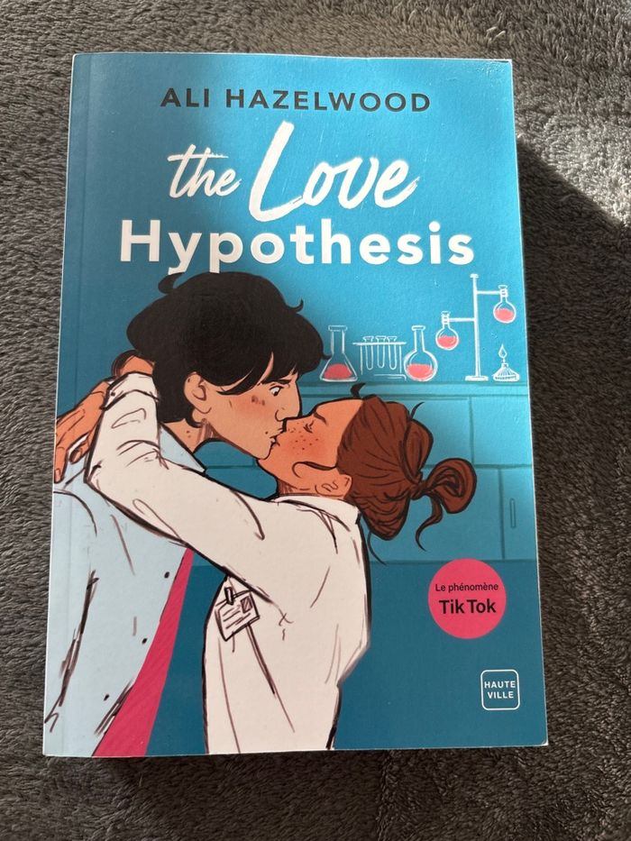 The love hypothesis - Ali Hazelwood