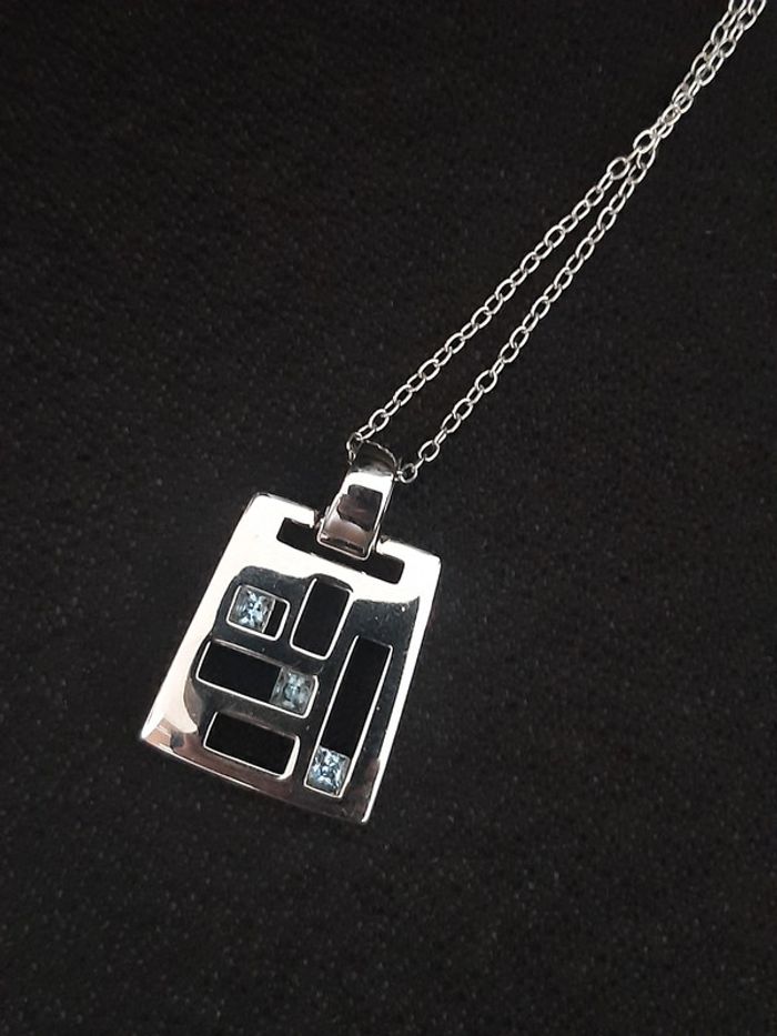 collier