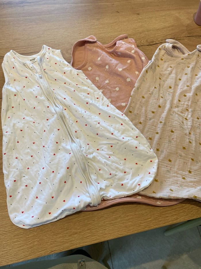 Lot 3 gigoteuse légère