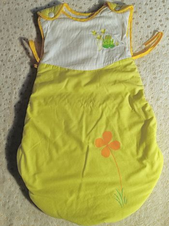 Gigoteuse 1-3 mois j'ai e bon état 