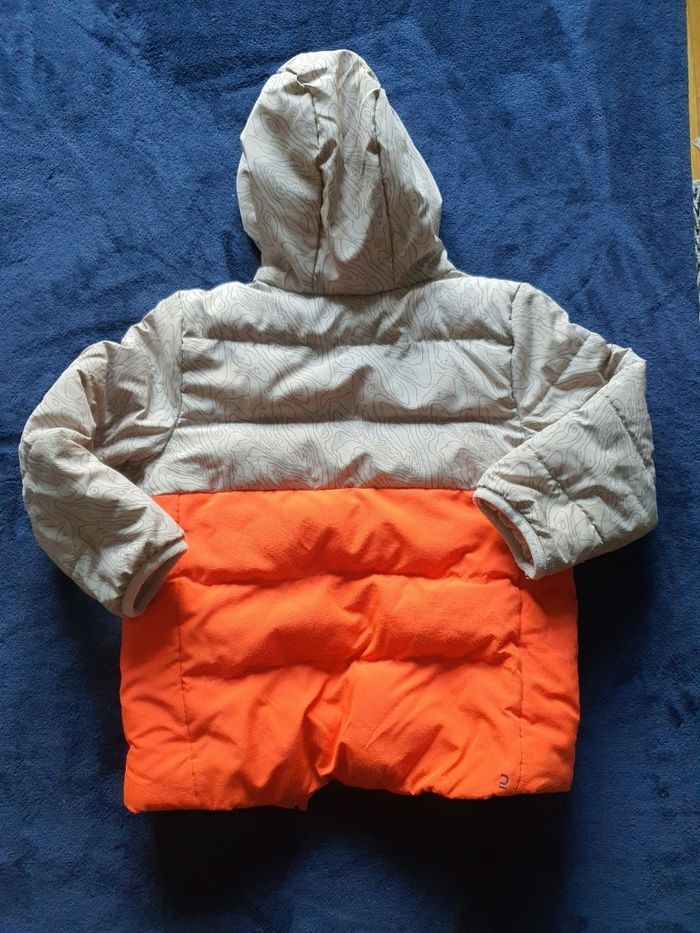 Doudoune à capuche orange et grise Décathlon 4-5A - photo numéro 6