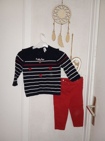 Ensemble hiver bébé fille orchestra 12 mois pull marine et  pantalon rouge