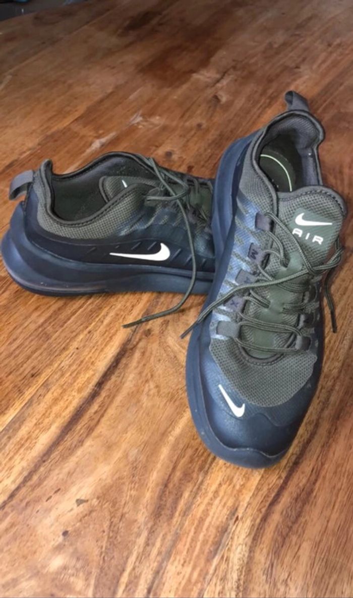Basket Nike Air taille 42 - photo numéro 3