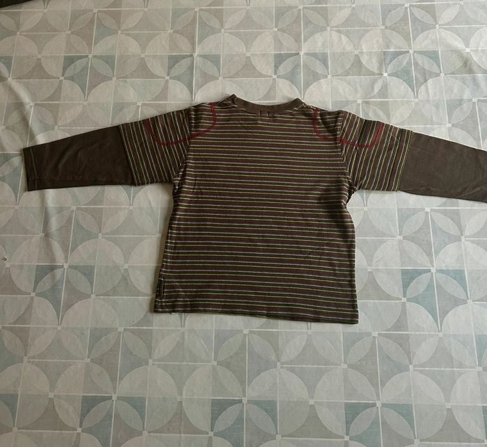 T shirt garçon - 6 ans - Terre de marins - en très bon état - photo numéro 2