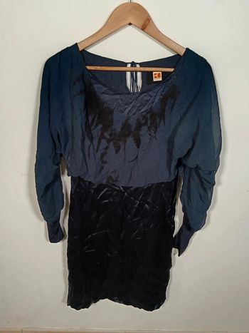 C14 robe marine Hugo boss 38