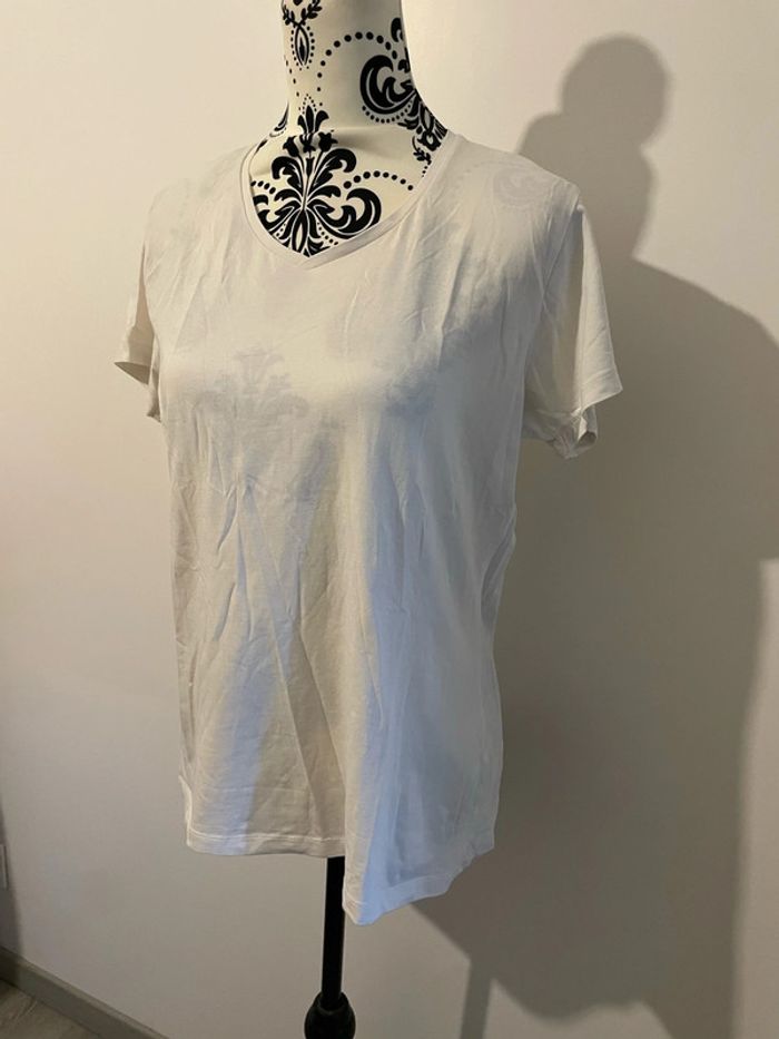 T-shirt manche courte extensible blanc col V Soft taille XL - photo numéro 3