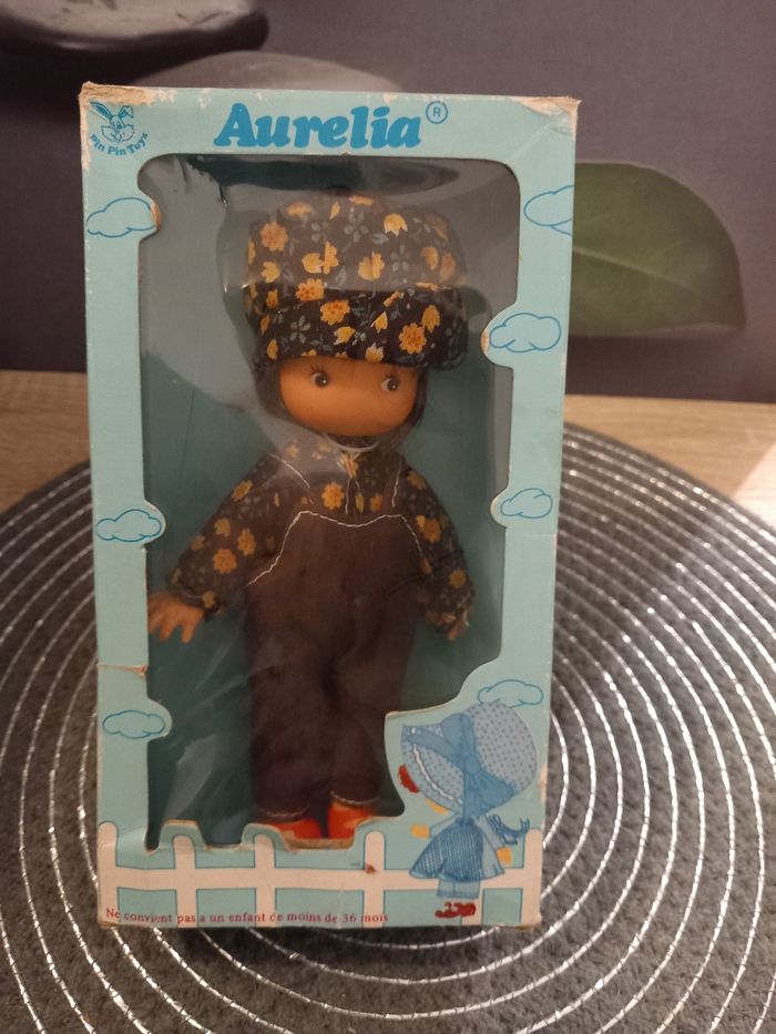 Poupée vintage Aurelia dans sa boîte d'origine 16cm - photo numéro 3