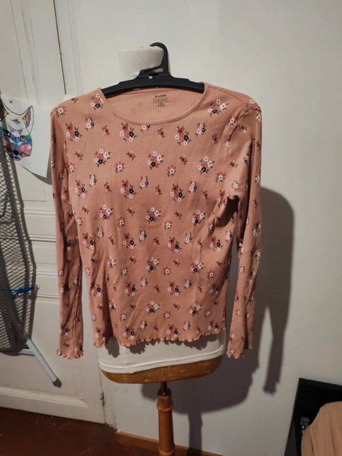 Tee shirt manches longues T 12 ans