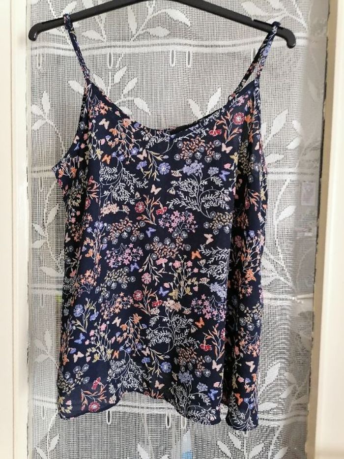 Débardeur fleuri et léger