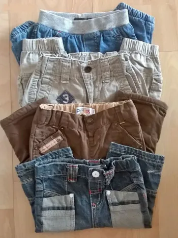 Lot 4 pantalons bébé garçon 6 mois