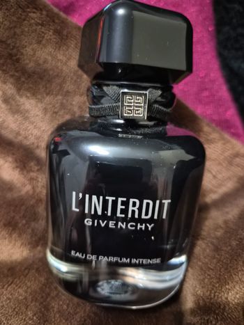 Eau de parfum intense Interdit de Givenchy