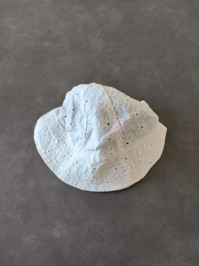 Chapeau 18-24 réversible - photo numéro 2