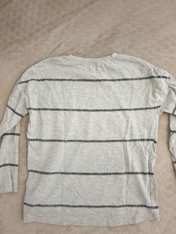 T-shirt manche longue Garçon taille 10ans - photo numéro 3