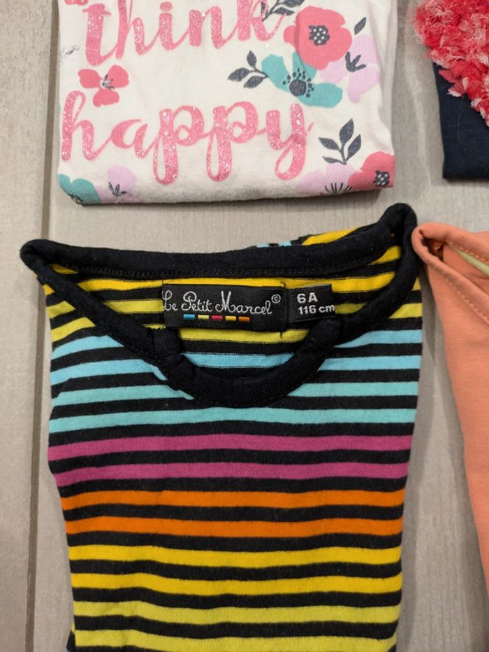 Lot de tee-shirts 5/6 ans - photo numéro 2