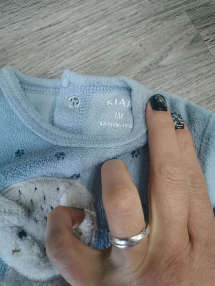 Grenouillère velours Kiabi 1 mois - photo numéro 3