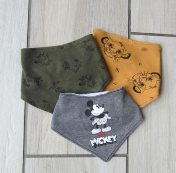 Lot de 3 bavoirs/bandana theme disney