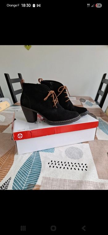 Bottines a lacets Rieker Neuf 39/40