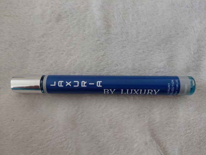 Laxuria Bleu Un Million - photo numéro 2