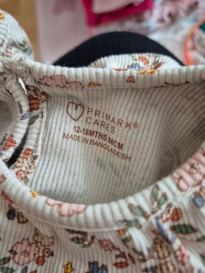 Robe primark 12-18 mois - photo numéro 2