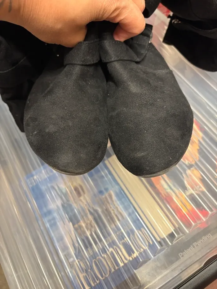 Bottes noires dessus velours 37 - photo numéro 2