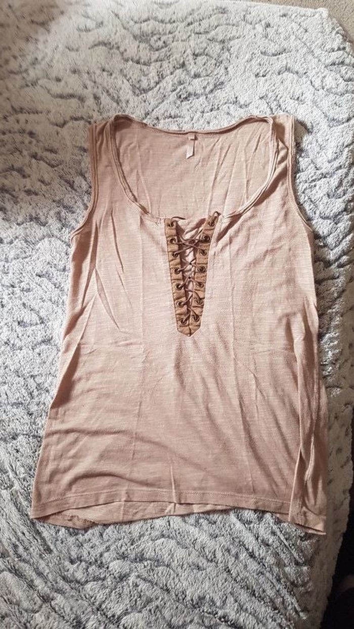 débardeur beige femme. taille L .Vera luccy