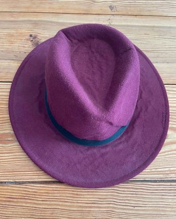 Chapeau feutre bordeaux
