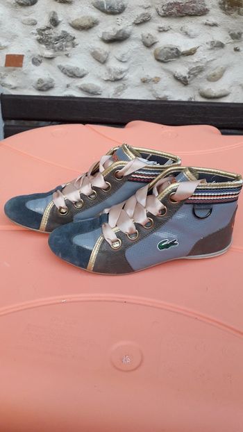 Chaussures montantes vernies grises