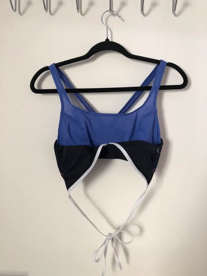 Haut de maillot de bain noir blanc et violet Nabaiji Decathlon taille M/L - photo numéro 2