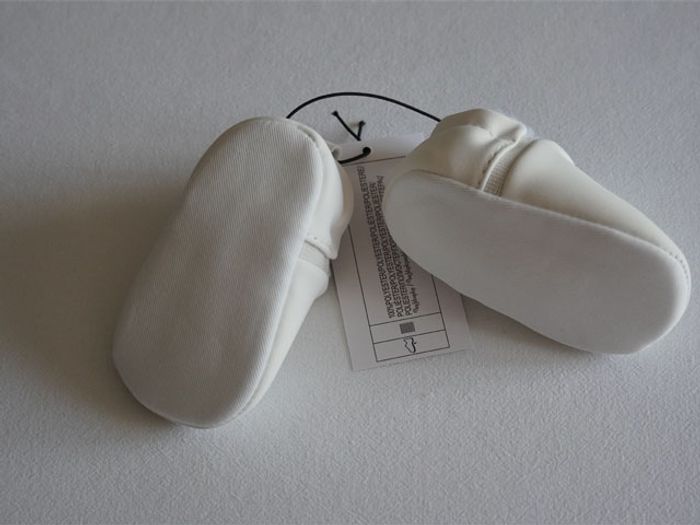 Chaussons blancs écrus imitation cuir neufs avec étiquette Taille : 3/6 mois - photo numéro 3