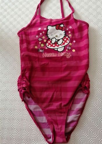 Maillot de bain Hello kitty rose fushia. Taille 8ans.