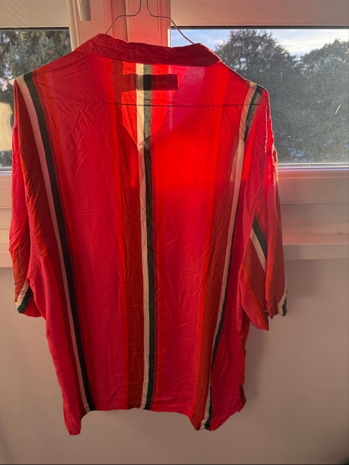Chemise rouge à rayures Bershka – taille XL - photo numéro 3