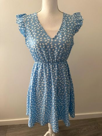 Robe à pois bleue ciel et blanche T38 M