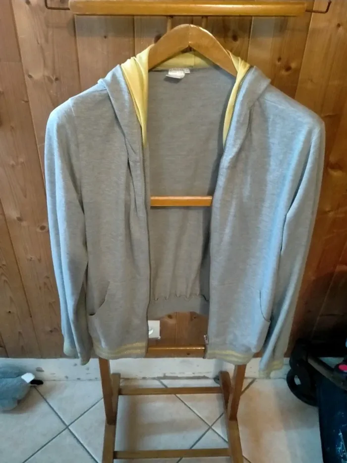 Veste à capuche zippée Orange d'Or Taille M - photo numéro 2