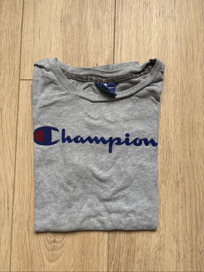 T-shirt champion