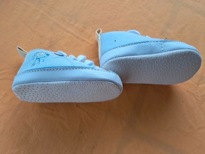 Chaussures bébé in extenso t 18 - photo numéro 2